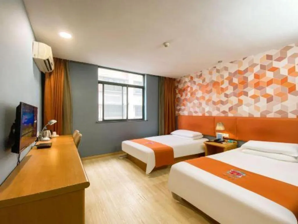 Pai Hotel Kunshan Youyi Hospital Qingyang South Road Branch Suzhou
