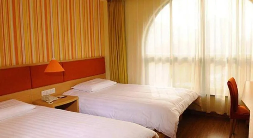 Pai Hotel Kunshan Youyi Hospital Qingyang South Road Branch Suzhou  2*, Suzhou (Jiangsu)